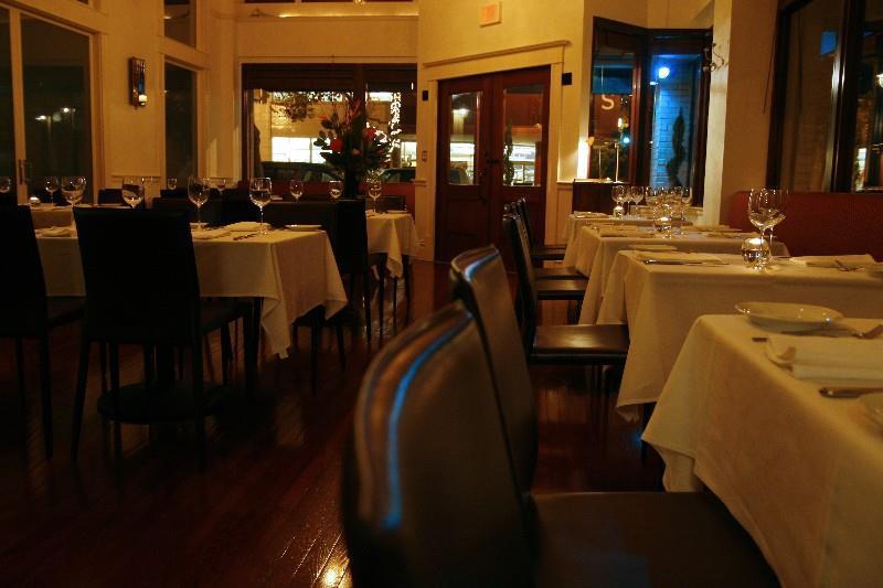 The Washington Inn Oakland Restaurant photo